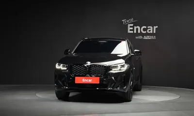 BMW X4 2025, 12700 км, за 52768.76 USD