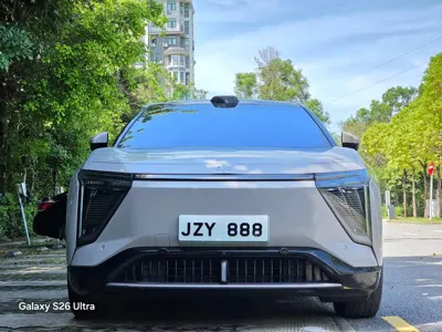 HiPhi HiPhi Y 2023, 74000 км, за 19099.1 USD