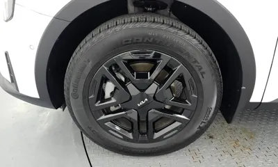 Kia Sorento 2024, 20283 км, за 26905.55 USD
