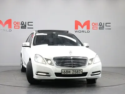 Mercedes-Benz E-Class 2013, 119445 км, за 5846.03 USD