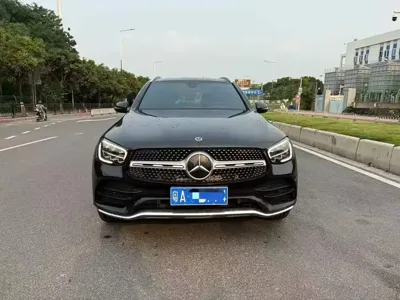 Mercedes-Benz GLC 2021, 60000 км, за 27003.32 USD