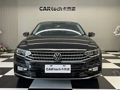 Volkswagen Magotan 2024, 34000 км, за 20413.27 USD
