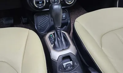 Jeep Renegade 2016, 94775 км, за 5123.49 USD - фото 9