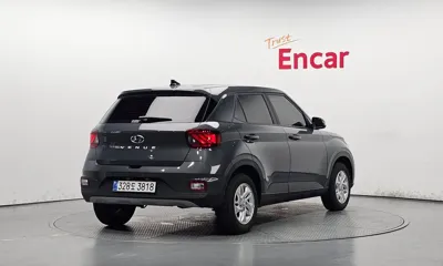 Hyundai Venue 2026, 5842 км, за 14169.39 USD