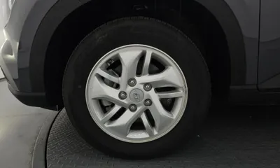 Hyundai Venue 2026, 5842 км, за 14169.39 USD