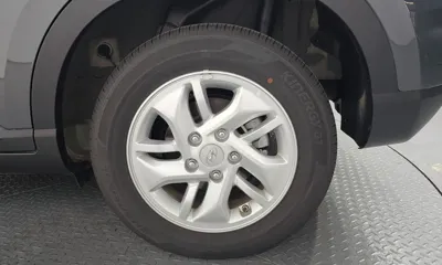 Hyundai Venue 2026, 5842 км, за 14162.92 USD - фото 21