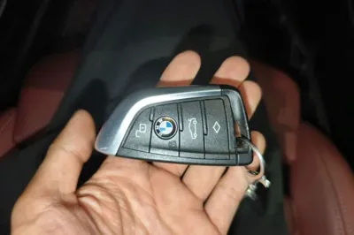 BMW i3 2022, 74600 км, за 19810 USD - фото 16