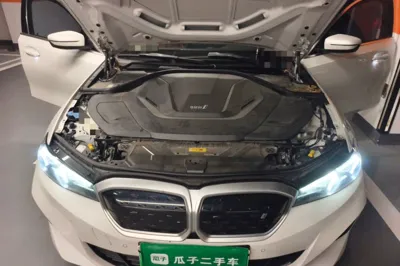 BMW i3 2022, 74600 км, за 19810 USD - фото 17