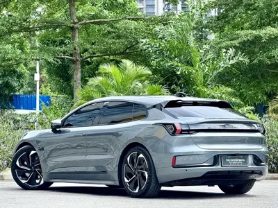 Zeekr 001 2022, 89000 км, за 19153.18 USD