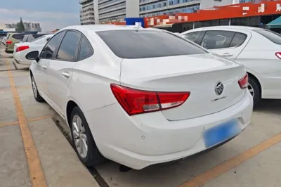 Buick Verano 2018, 63000 км, за 7172 USD