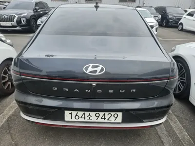 Hyundai Grandeur 2023, 218327 км, за 14542.58 USD