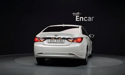 Hyundai Sonata 2010, 74772 км, за 2925.31 USD - фото 4