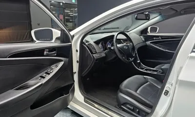 Hyundai Sonata 2010, 74772 км, за 2925.31 USD - фото 10