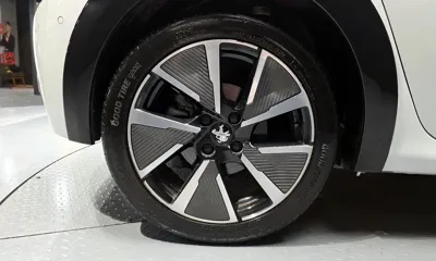 Peugeot 208 2021, 19927 км, за 14716.41 USD