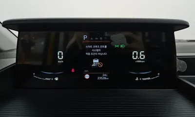 Hyundai Staria 2022, 23528 км, за 20686.98 USD - фото 8