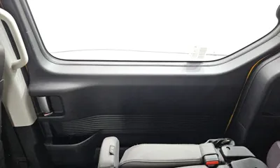 Hyundai Staria 2022, 23528 км, за 20686.98 USD - фото 25