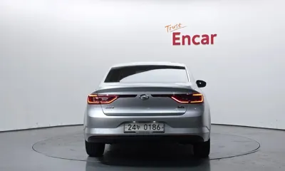 Renault-KoreaSamsung SM6 2016, 56196 км, за 4492.9 USD