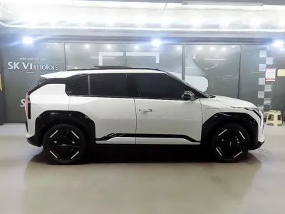 Kia EV3 2025, 6805 км, за 27674.66 USD