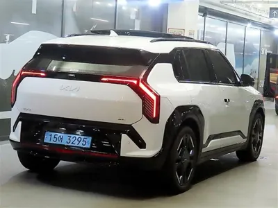 Kia EV3 2025, 6805 км, за 27674.66 USD