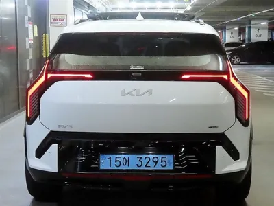 Kia EV3 2025, 6805 км, за 27674.66 USD