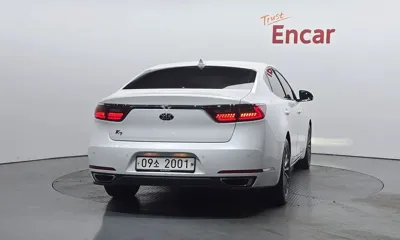 Kia K7 2017, 154910 км, за 5579.62 USD