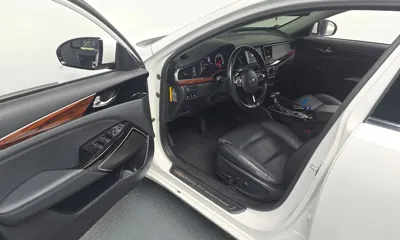 Kia K7 2017, 154910 км, за 5579.62 USD - фото 10