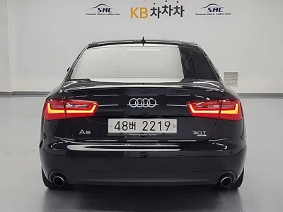 Audi A6 2014, 92707 км, за 5842.2 USD