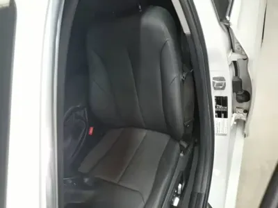 BMW 3 Series 2017, 96100 км, за 10031.41 USD - фото 15
