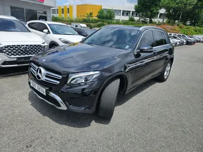 Mercedes-Benz GLC-Class 2016, 106000 км, за 11815.68 USD