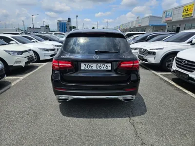 Mercedes-Benz GLC-Class 2016, 106000 км, за 11815.68 USD