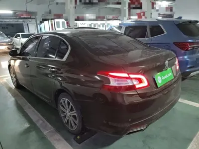 Peugeot 408 2015, 92600 км, за 2740.57 USD