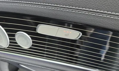 Mercedes-Benz E-Class 2020, 156109 км, за 17067.09 USD - фото 19