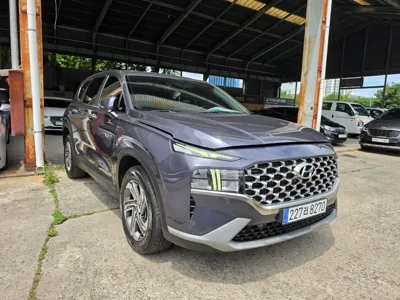 Hyundai Santafe 2023, 35775 км, за 16272.7 USD