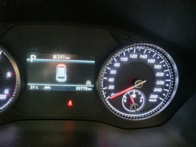 Hyundai Santafe 2023, 35775 км, за 16272.7 USD - фото 8