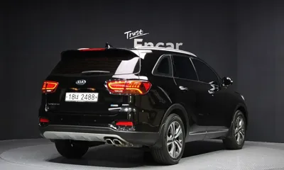 Kia Sorento 2018, 180211 км, за 8270.97 USD