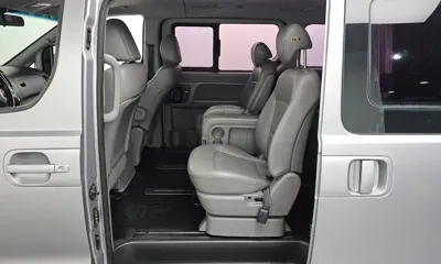 Hyundai Starex 2016, 109324 км, за 8143.33 USD - фото 11