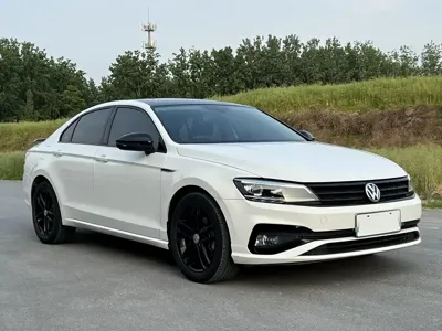 Volkswagen Lamando 2021, 45000 км, за 10241.51 USD