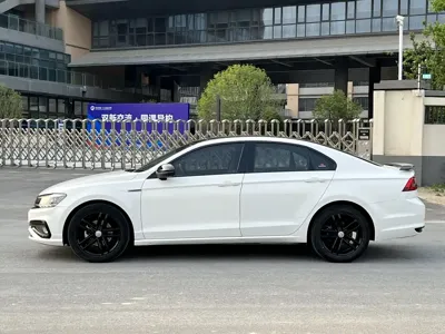Volkswagen Lamando 2021, 45000 км, за 10241.51 USD