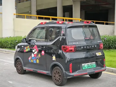 Wuling MINIEV
