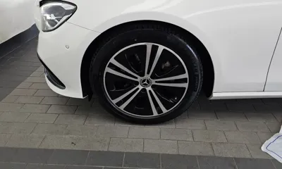 Mercedes-Benz E-Class 2021, 46455 км, за 21777.28 USD