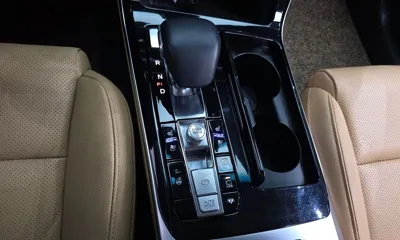 Kia K7 2021, 146352 км, за 10727.31 USD - фото 9