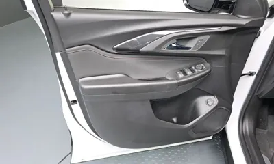 ChevroletGMDaewoo Trailblazer 2022, 19082 км, за 23744.49 USD - фото 24