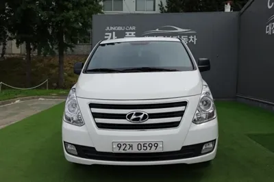 Hyundai Starex 2018, 144334 км, за 6180.07 USD