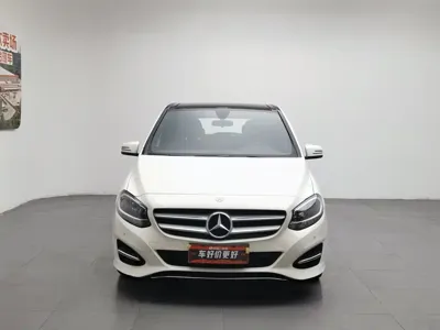 Mercedes-Benz B-Class 2015, 58300 км, за 6702.21 USD