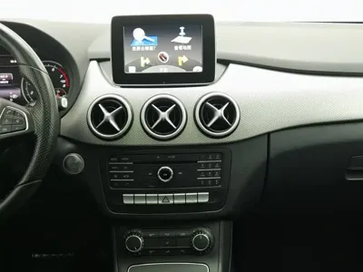 Mercedes-Benz B-Class 2015, 58300 км, за 6702.21 USD - фото 12