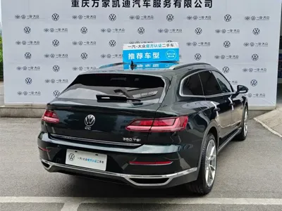 Volkswagen CC 2022, 56000 км, за 19099.1 USD - фото 6