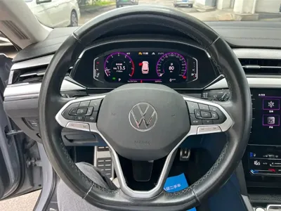 Volkswagen CC 2022, 56000 км, за 19099.1 USD - фото 8