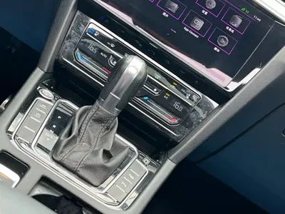 Volkswagen CC 2022, 56000 км, за 19099.1 USD - фото 20
