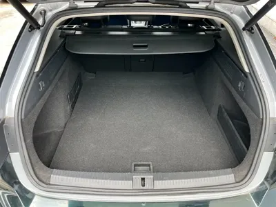 Volkswagen CC 2022, 56000 км, за 19099.1 USD - фото 33