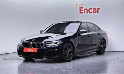 BMW 5-Series · 2021 год